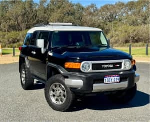2012 Toyota FJ Cruiser GSJ15R