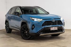 2022 Toyota RAV4 XSE AXAH52R