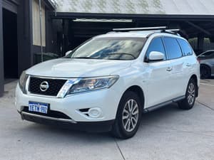 2015 Nissan Pathfinder ST R52