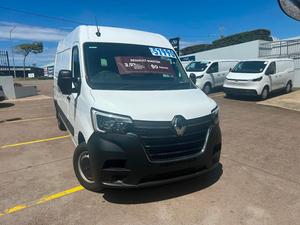 2024 Renault Master Pro 110kW X62 Phase 2 MWB Mid Roof