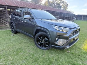 2020 Toyota RAV4 Cruiser AXAH54R