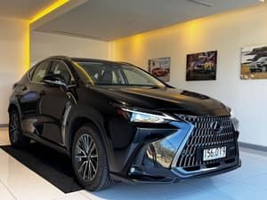 2025 Lexus NX NX450h+ Luxury Auto eFour