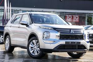 2025 Mitsubishi Outlander ES ZM