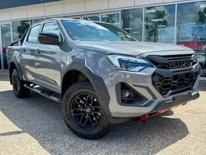2025 Isuzu D-MAX BLADE 4X4