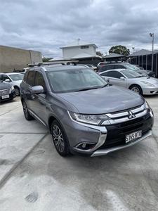 2017 Mitsubishi Outlander Exceed ZK
