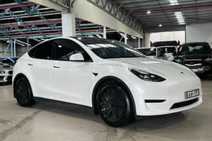 2022 Tesla Model Y Rear-Wheel Drive