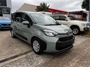 2025 Toyota Sienta 7 Seater Z Hybrid 2025