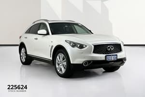 2017 INFINITI QX70 3.7 GT