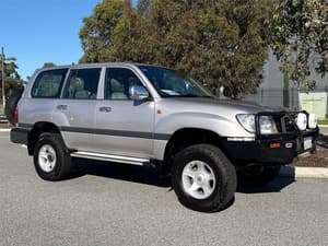1999 Toyota Landcruiser GXL FZJ105R