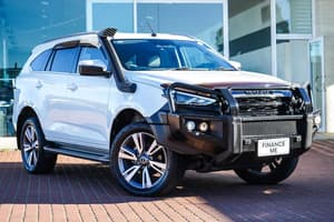 2023 Isuzu MU-X LS-T