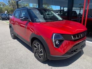 2025 Mahindra XUV3XO AX7L