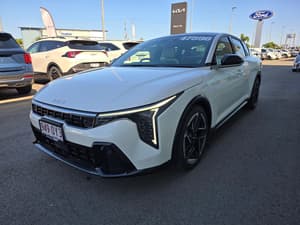 2025 Kia K4 GT-Line CL4m