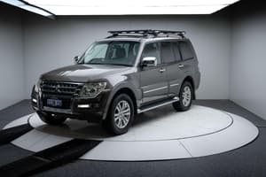 2015 Mitsubishi Pajero Exceed NX