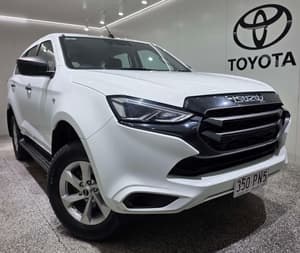 2022 Isuzu MU-X LS-M