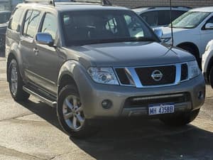 2013 Nissan Pathfinder Ti R51