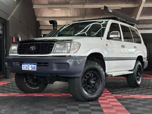 1998 Toyota Landcruiser GXL HZJ105R