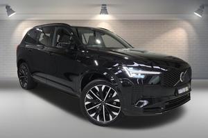 2025 Volvo XC90 Ultra B5 Dark
