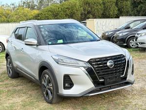 2021 NISSAN KICKS
