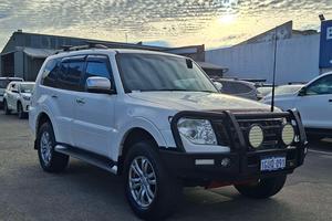 2016 Mitsubishi Pajero GLX NX