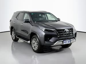 2020 Toyota Fortuner Crusade GUN156R