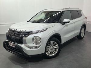 2024 Mitsubishi Outlander LS ZM