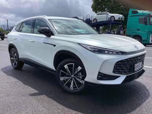 2024 MG HS Excite AS33