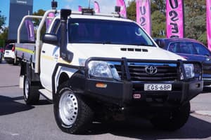 2014 Toyota Hilux SR Manual 4x4 MY14