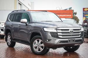2026 Toyota Landcruiser Sahara FJA300R