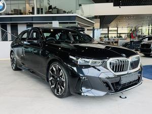 2025 BMW 5 Series 520i M Sport G60