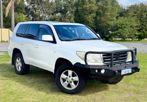 2010 Toyota Landcruiser Sahara VDJ200R