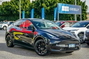 2023 Tesla Model Y Rear-Wheel Drive