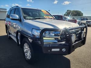 2016 Toyota Landcruiser Sahara VDJ200R