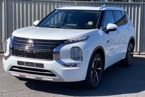 2024 Mitsubishi Outlander PHEV Exceed ZM Auto AWD MY24
