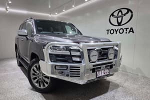 2023 Toyota Landcruiser Sahara ZX FJA300R