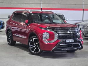 2023 Mitsubishi Outlander Exceed ZM