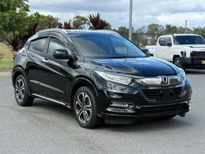 2018 Honda Vezel Hybrid Z Honda Sensing RU3