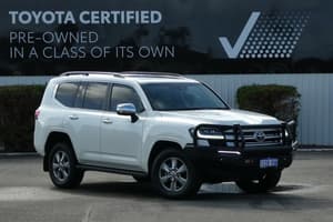 2022 Toyota Landcruiser Sahara Auto 4x4