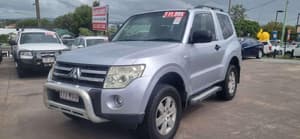 2006 Mitsubishi Pajero VR-X NS
