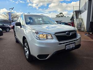 2014 Subaru Forester 2.5i S4