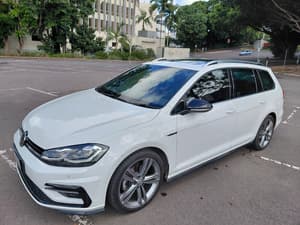 2019 VOLKSWAGEN GOLF R LINE 1400 CC