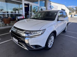 2021 Mitsubishi Outlander ES ZL