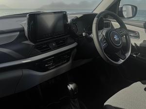 2025 Suzuki Swift Hybrid Plus UZ