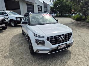 2023 Hyundai Venue Elite QX.V5