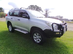 2010 TOYOTA LANDCRUISER PRADO GX (4x4)