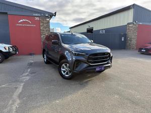 2025 Isuzu MU-X LS-T