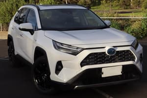 2024 Toyota RAV4 Cruiser Auto eFour