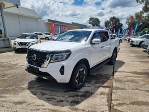 2025 Nissan Navara ST-X D23 4X4