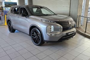 2022 Mitsubishi Unknown LS Black Edition ZM