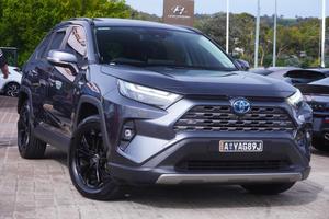 2022 Toyota RAV4 Cruiser Auto eFour