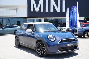2025 MINI Cooper C Favoured F65